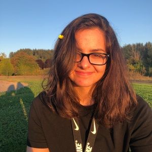 Meet your Posher, Julia